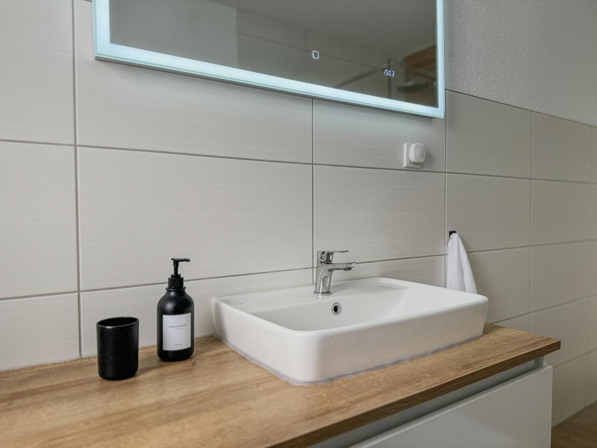 Apartment Homelystays Stilvolles An Der Kirche
